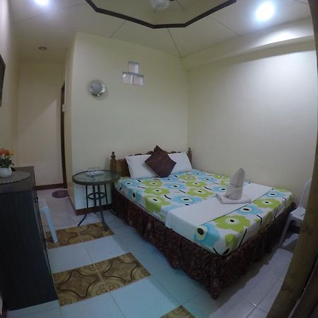 D'Lucky Garden Inn & Suites Tiniguiban Kültér fotó