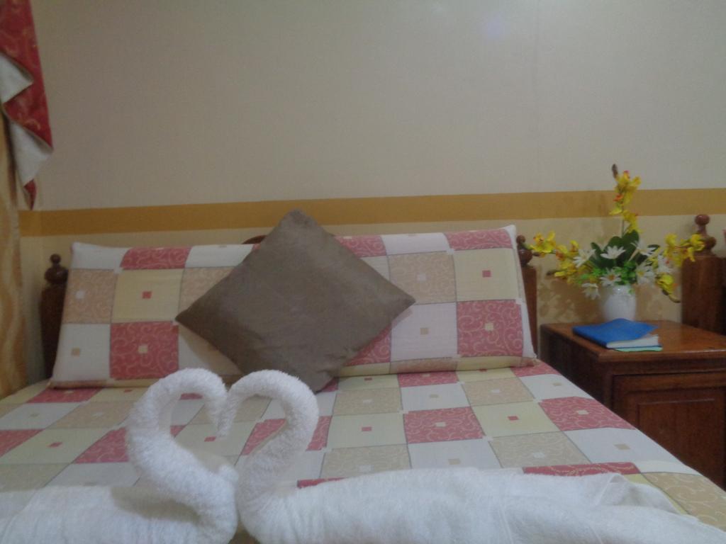 D'Lucky Garden Inn & Suites Tiniguiban Kültér fotó