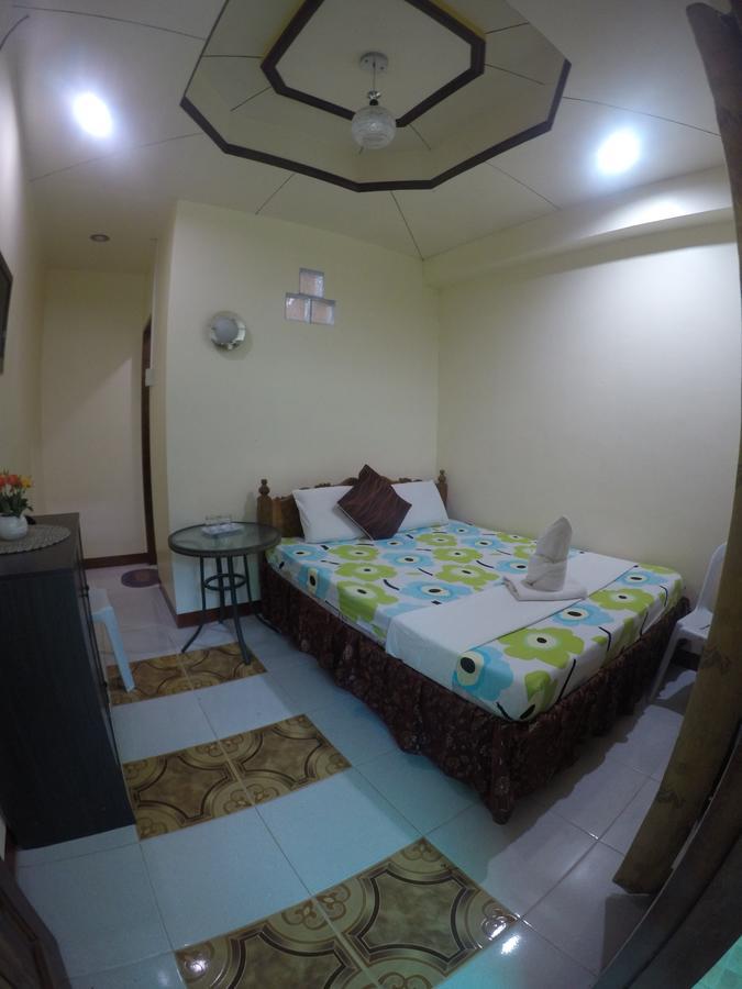 D'Lucky Garden Inn & Suites Tiniguiban Kültér fotó