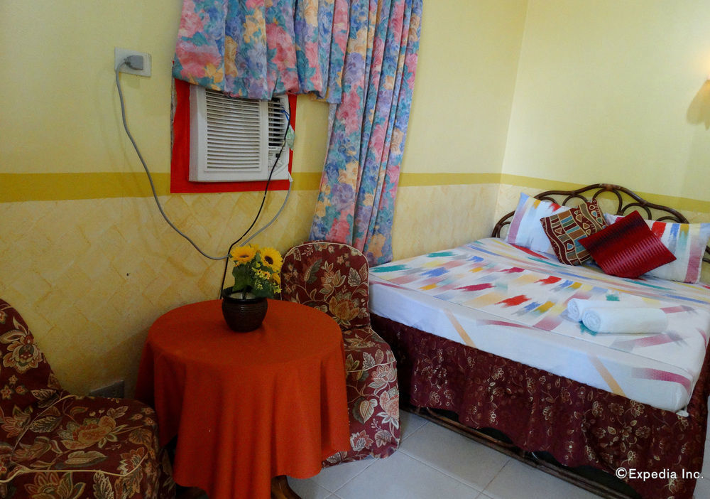 D'Lucky Garden Inn & Suites Tiniguiban Kültér fotó