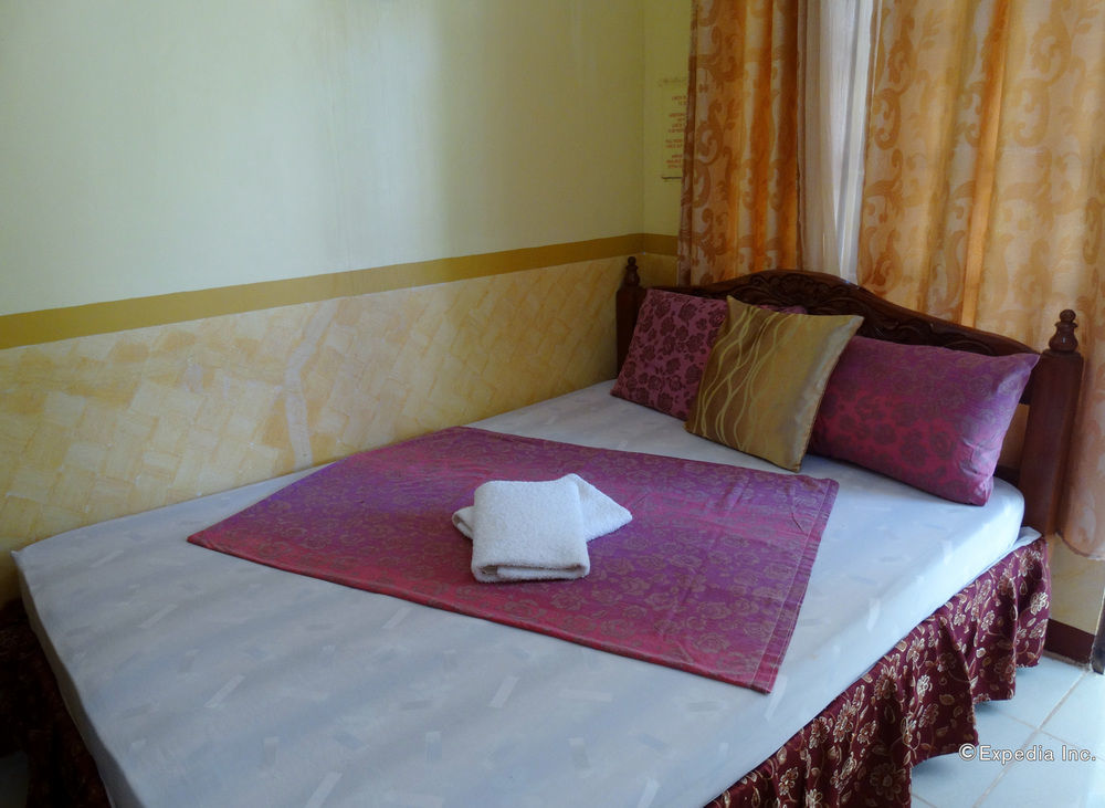 D'Lucky Garden Inn & Suites Tiniguiban Kültér fotó