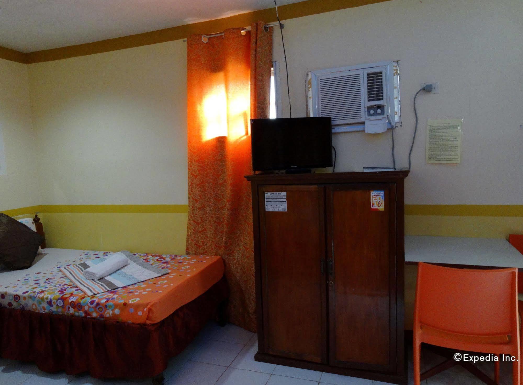 D'Lucky Garden Inn & Suites Tiniguiban Kültér fotó