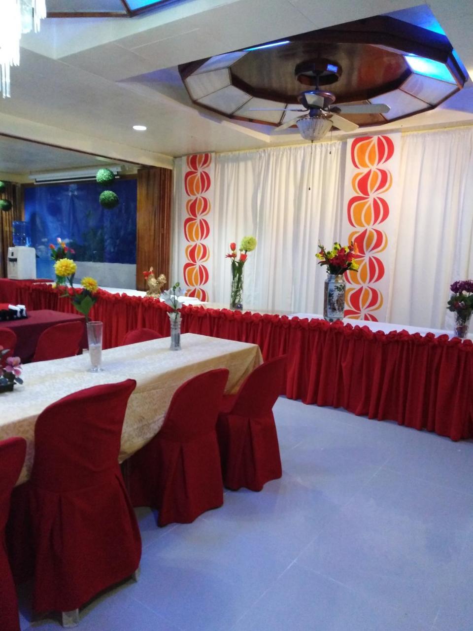 D'Lucky Garden Inn & Suites Tiniguiban Kültér fotó